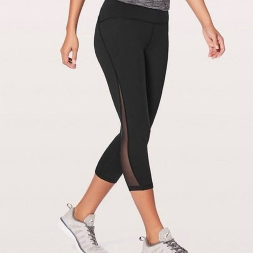 Lululemon cropped leggings with mesh detail on side
